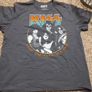 KISS Graphic T-Shirt - Gray